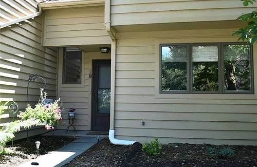 Canandaigua House | Unforgettable Retreat Overlooking Canandaigua Lake with Beach Access