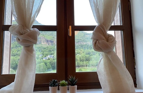 Le Falgoux Cottage | Tranquil Auvergne Retreat with Pool and Breakfast Included