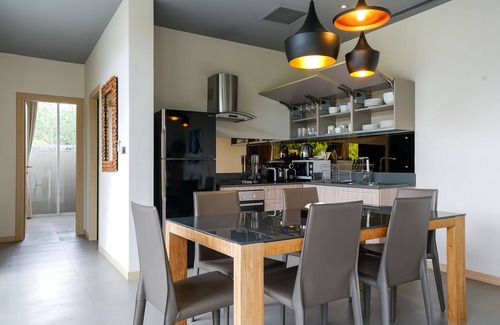 Choeng Thale Villa | Serene Pool Villa Retreat - 3 Bedrooms in Layan