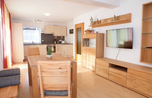 Fuessen Apartment | Tranquil Retreat with Lake Views, WiFi & Pet-Friendly Perks