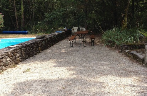 Chantemerle-les-Grignan House | Relaxing Getaways in Drôme Provençale with Pool Access