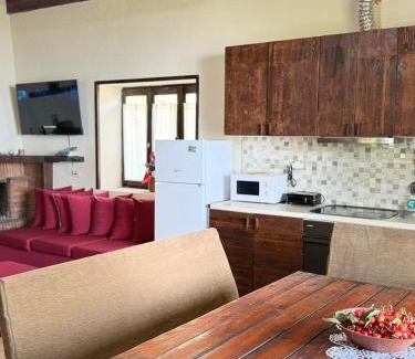 Sinje Apartment | Relaxing Villa with Breathtaking Mountain Views in Berat