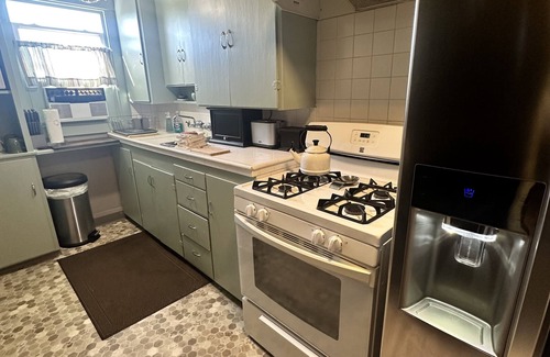 Downtown Apartment | Relaxing Apartment with Spa Access and Breakfast Included