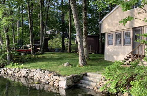 Holderness Cottage | Idyllic Waterfront Cottage on Squam with Pool & Breakfast