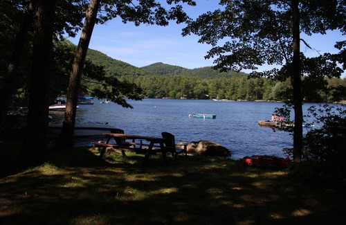 Holderness Cottage | Idyllic Waterfront Cottage on Squam with Pool & Breakfast