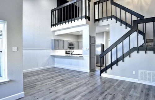 Austin House | Inviting South Austin Townhome - Pet & Child Friendly!