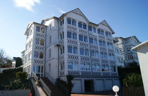 Sassnitz Apartment | Serene Apartment with Lake View and Pool Access