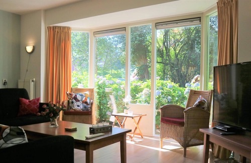 Lemele House | Quietly located holiday home