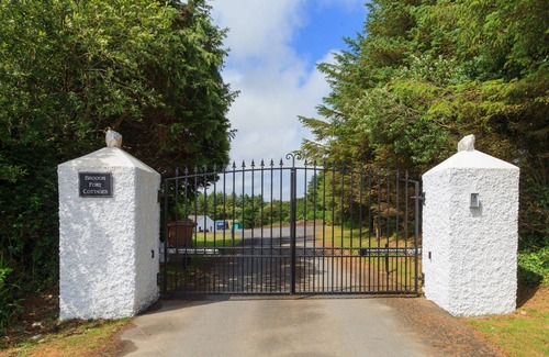 Santon Cottage | Quilliam's Lodge - a holiday cottage that sleeps 7 guests in 4 bedrooms
