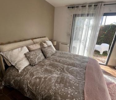 Blois Bed & Breakfast | Experience Quiniere: Poolside Retreat by Lake and Woods