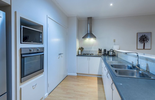 Quinns Rocks House | Quinns Beach Getaway: Top-Rated, Pet-Friendly Retreat