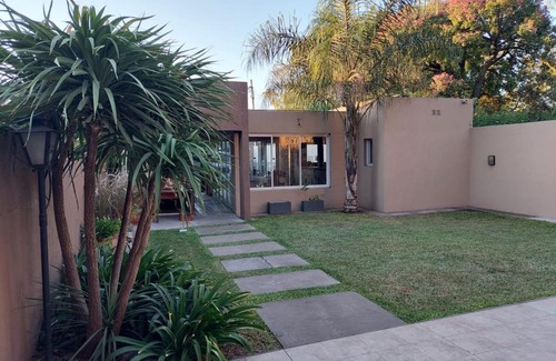 San Nicolas de los Arroyos Apartment | Relax at Quinta de los Arroyos: Family and Pet Friendly