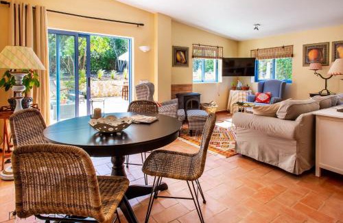 Carvoeiro House | Inviting Quinta Azul: Oceanfront Apartment with Pool