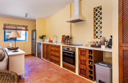 Carvoeiro House | Inviting Quinta Azul: Oceanfront Apartment with Pool