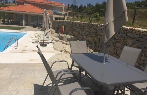 Armamar House | Relaxing Oceanfront Retreat at Quinta BEMBOA Turismo