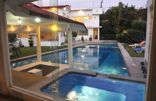 Cacahuamilpa House | Experience Quinta Celeste: Oceanfront Serenity Awaits