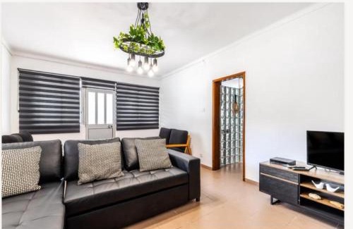 Gambia-Pontes-Alto da Guerra House | Oceanfront Escape at Quinta D'Avó with Family-Friendly Fun