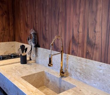 Amparo Ski Chalet | Discover Quinta da Bocaina: Family-Friendly Getaway