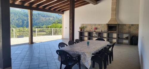Cerva House | Quinta da Canda: Guest Rated 9.5 with Pet-Friendly Amenities