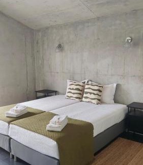 Oliveira do Hospital House | Idyllic Quinta da Cortelhinha with Pool and Family Amenities