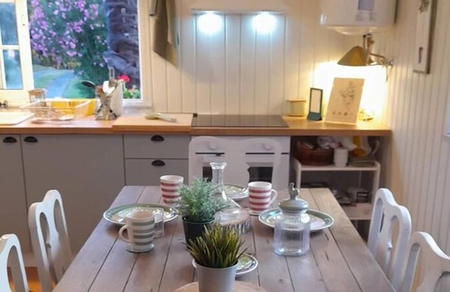 Braga Cottage | Quaint 17th Century Braga Retreat with Pool & Spa Amenities