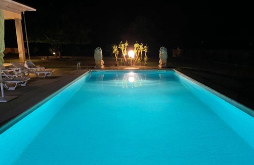 Vila Real House | Oceanfront Quinta da Menina Guest House with Pool & Views