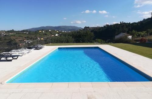 Peso da Regua House | Family-Friendly Quinta da Portelada with Oceanfront Pool