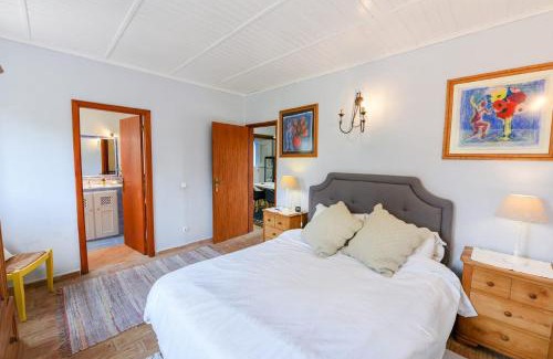 Farta Vacas Apartment | Discover Quinta das Achadas - Mimosa: 4-Star Family Haven