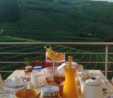 Vila Marim House | Oceanfront Retreat at Quinta de Baixo - Rated 9/10!