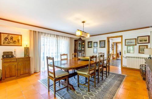 Santo Tirso House | Experience Quinta de Santa Luzia: Pet Friendly with Pool