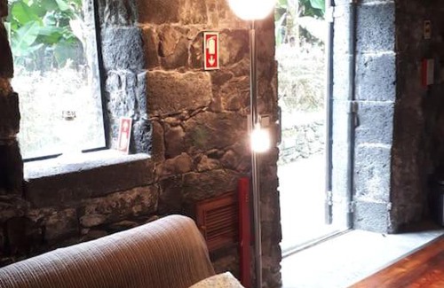 Vila Franca do Campo House | Highly Rated Quinta do Avô: Family-Friendly Retreat