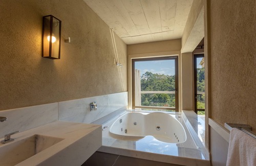 Venda Nova Do Imigrante Hotel | Indulgent Quinta dos Manacás Pousada with Spa & Hot Tub