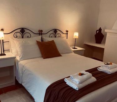 Salvada House | Pet-Friendly Retreat at Quinta do Castelo with Ocean Views