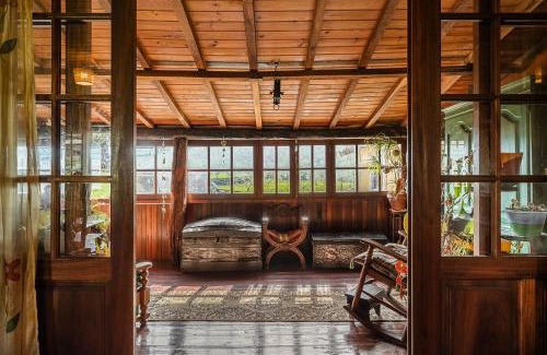 Arouca House | Discover Quinta do Cavaco: Pet-Friendly Retreat with Pool