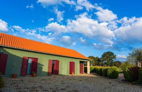 Seia House | Relax at Quinta do Chão da Vinha - Room 109 with Spa Access
