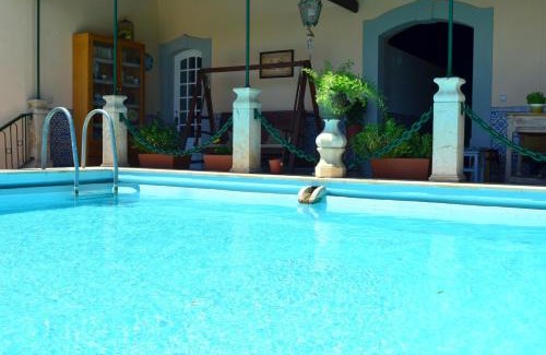 Triana House | Quinta do Covanco: Oceanfront Retreat with Pool & Pets Welcome