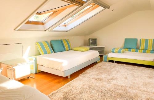 Santo Estevao House | Relaxing Quinta do Cutato - Beatriz Guest House with Ocean View