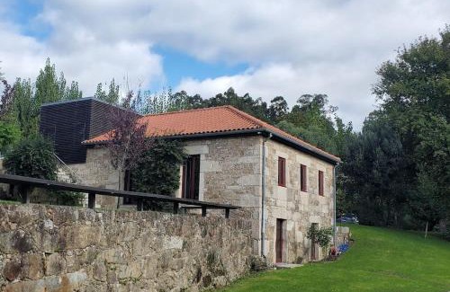 Arcos de Valdevez Villa | Quinta do Fontão: Oceanfront Retreat with Pool & Pet Friendly