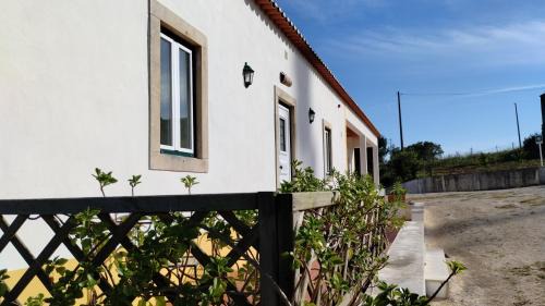 Obidos House | Relax at Quinta do Oratório Agroturismo with Ocean Views