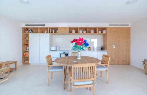 Cimbres Apartment | Discover Quinta do Pinhô: Family-Friendly Pool Retreat