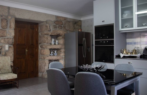 Cabeceiras de Basto Cottage | Relax at Quinta do Tapadinho - Casa do Carvalho Retreat