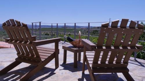 Freixo de Espada a Cinta Bed & Breakfast | Quinta Do Salgueiro B&B: Family-Friendly Oceanfront Retreat
