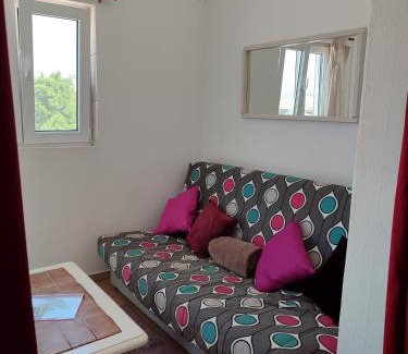 Chinicato Apartment | Discover Quinta do Sol: Oceanfront Retreat with Pool