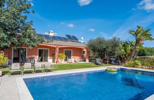 Silves Villa | Relax at Quinta dos 4 Ventos with Pool & Ocean Views