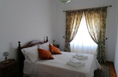 Évora House | Experience Quinta dos Capuchos Casa do Jardim's Oceanfront Oasis