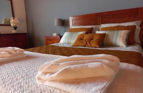 Velas House | Top-Rated Quinta dos Dragoeiros with Ocean View & Pool