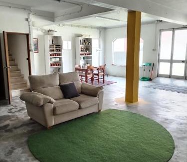 Ourem House | Quinta dos Linquetes: Family and Pet-Friendly Retreat