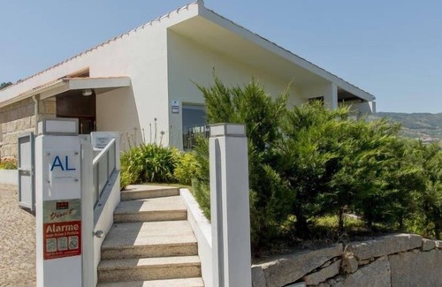 Resende House | Relax at Quinta dos Monteiros - Pet Friendly & Pool Access