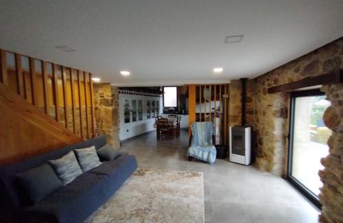 Gois House | Quinta dos Picarotos: Family-Friendly Retreat with Pool