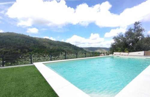 Gois House | Quinta dos Picarotos: Family-Friendly Retreat with Pool